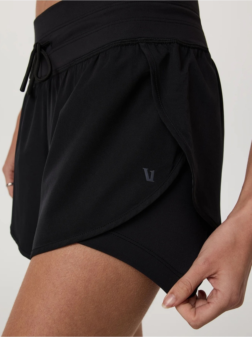 Vuori Daily Speed Short 2.5”-NWT!!! - Picture 8 of 10